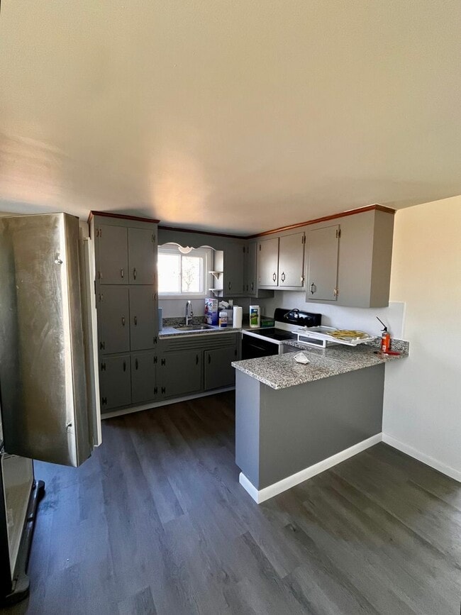 Photo - 4 Bed Single Family Home Available Now!