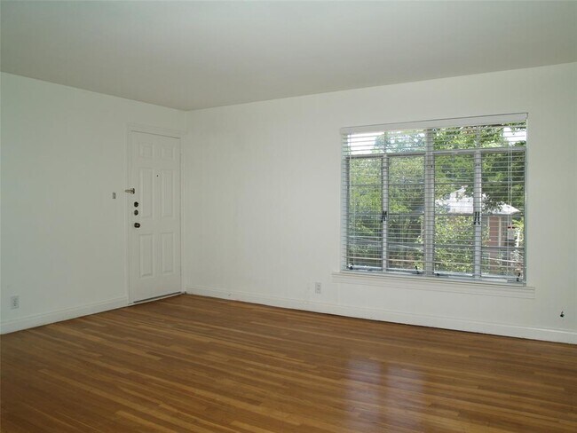 Photo - 3206 Tom Green St Unit F