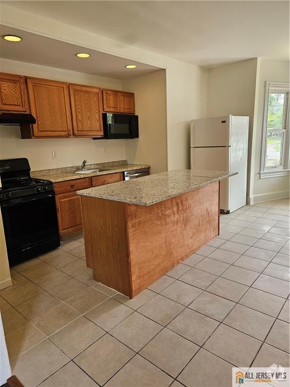 Building Photo - 577 Rahway Ave Unit 1 Rental