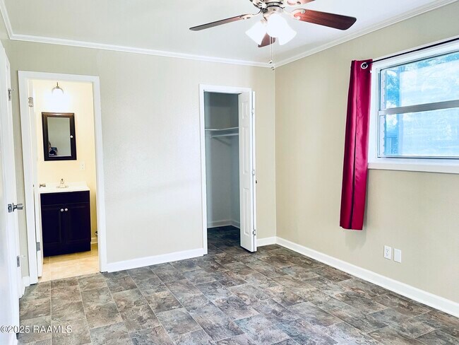 Photo - 109 Birch Dr