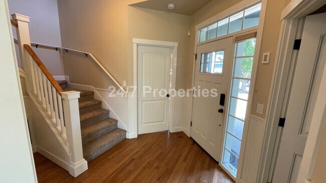 Photo - Stunning 4 BD | 2.5 BA Craftsman - Milwaukie