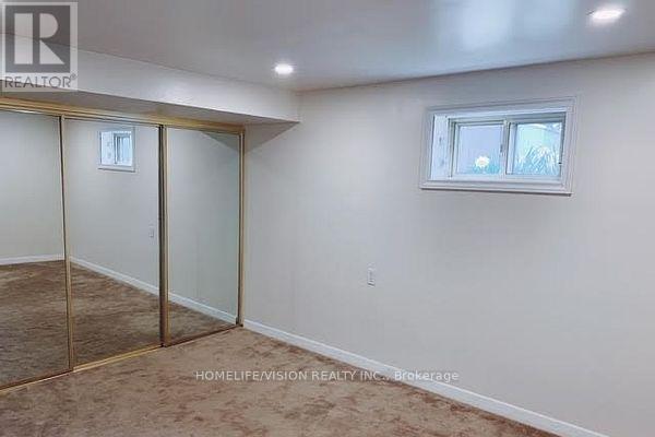Photo - 19 Danube Dr