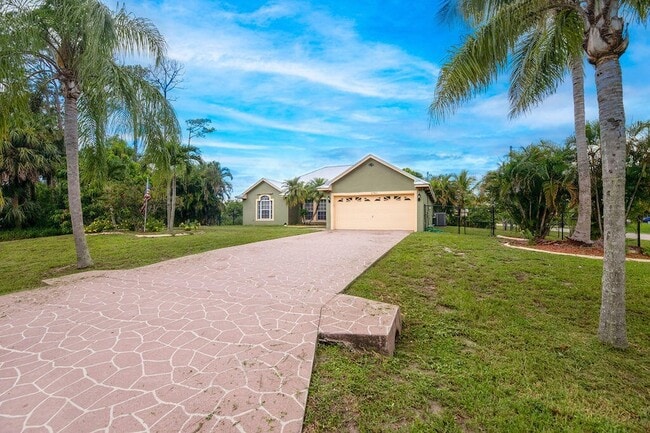 Photo - 2741 SW Pierson Rd