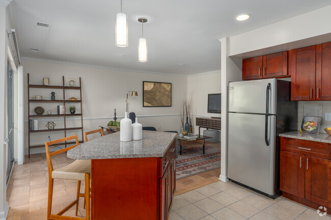 Interior Photo - Columbia Choice Apartments