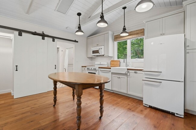 Photo - Charming 1BR ADU in Coveted Hope Valley with Private Screened Porch