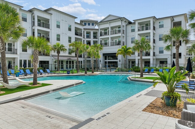 Building Photo - Rowan Pointe
