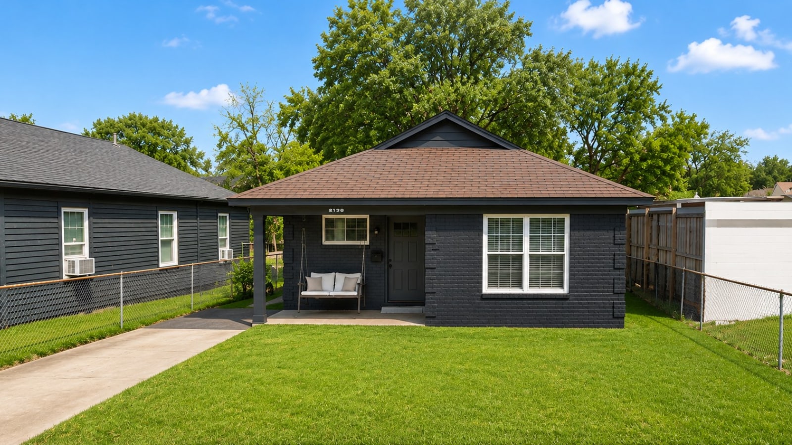 Photo - 2136 Howell Ave
