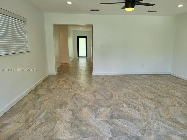 Photo - 8575 SW 125th St