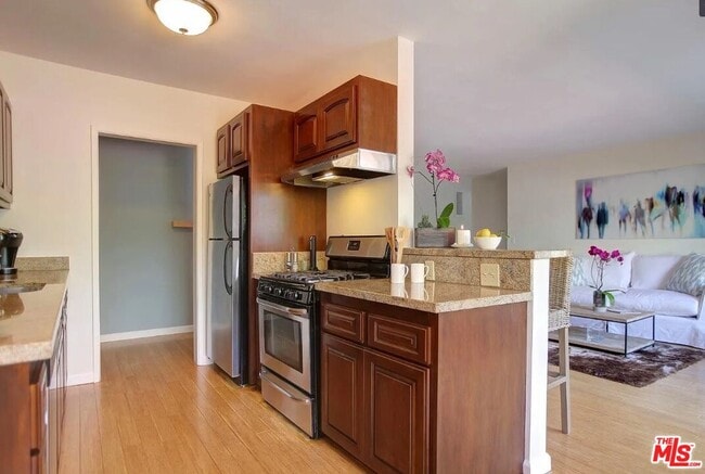 Photo - 852 17th St Unit 3