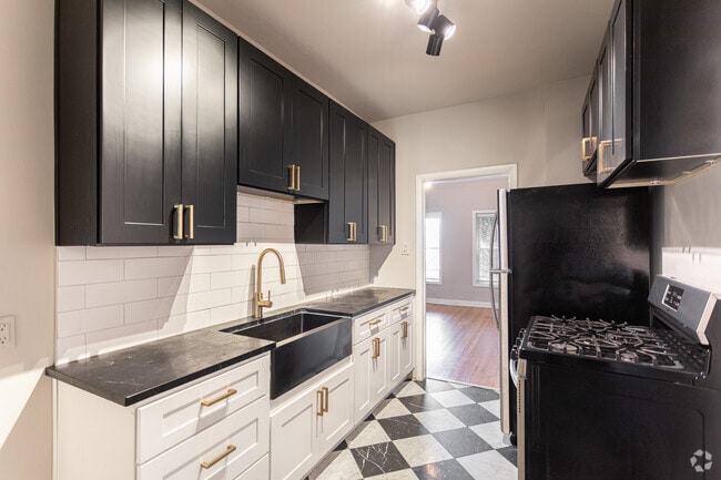 1HAB, 1BA - 735 ft² - Hillcrest