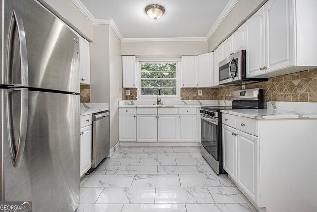 Photo - 2550 Graywall St