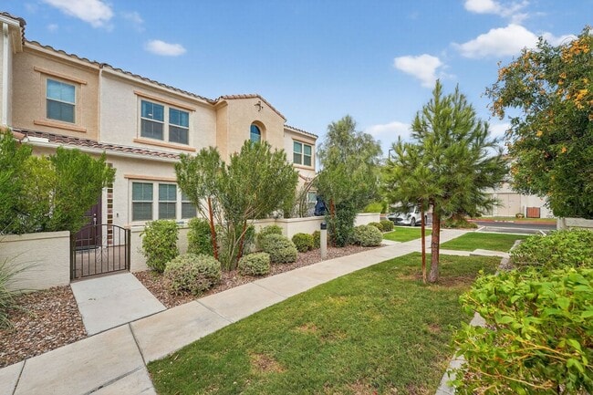 Building Photo - 4077 S Sabrina Dr Rental