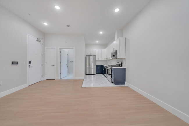 Photo - Skyline Square Lofts