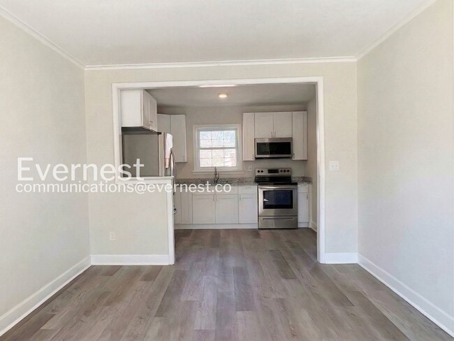 Photo - 1210 E 36th St