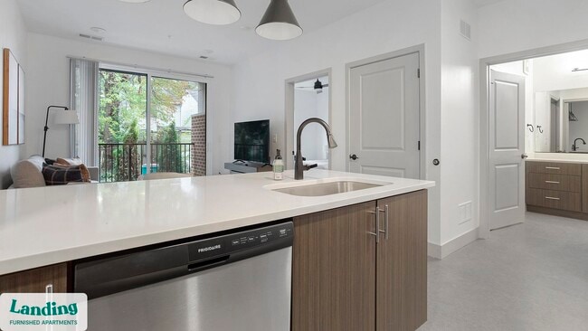 Photo - 2005 Brook Rd Unidad 1-114.1398190