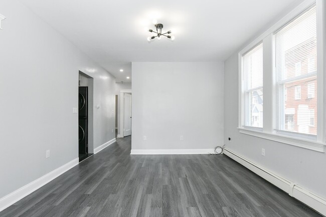 Photo - 540 61st St Unit 1