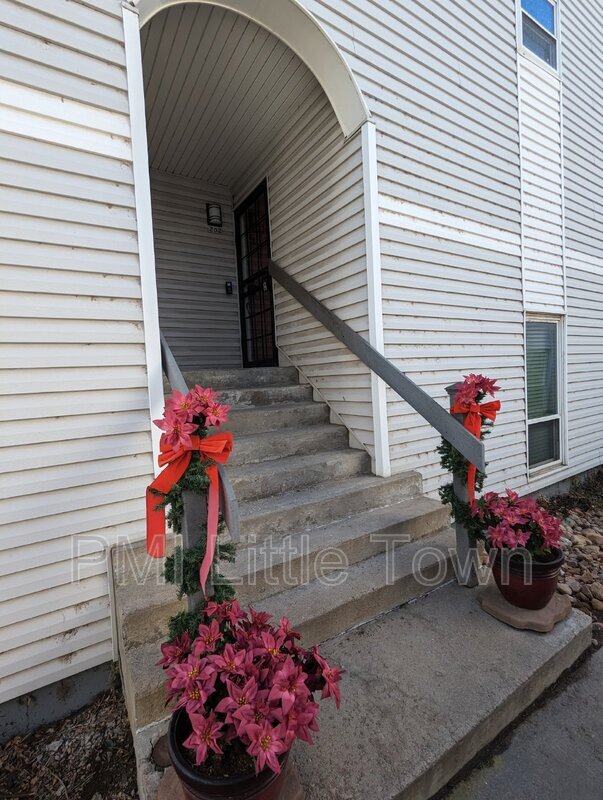 Photo - 11105 E Alameda Ave