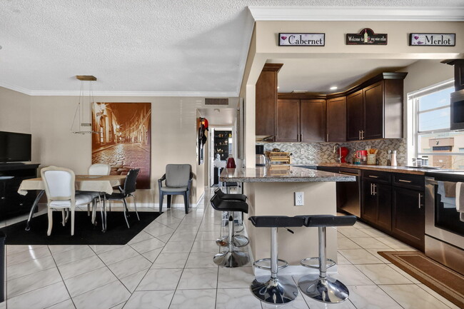 Photo - 48 Burgundy Ave Unit A