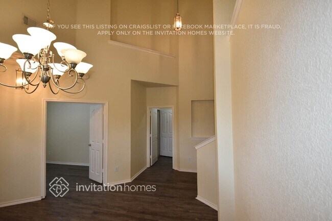 Photo - 9217 Askew St