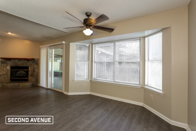 Photo - 6604 Arancio Dr W