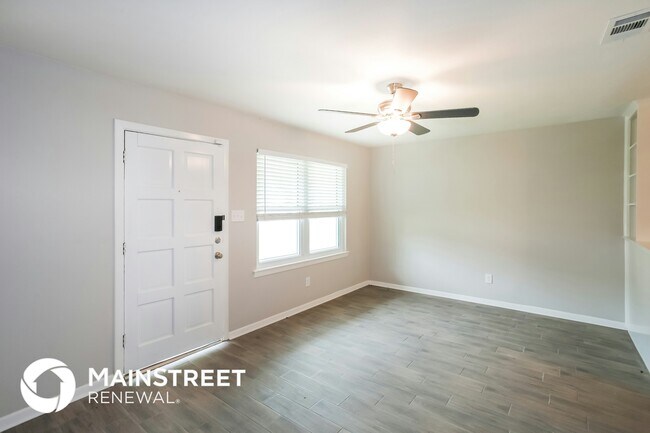 Photo - 1712 Boyd St