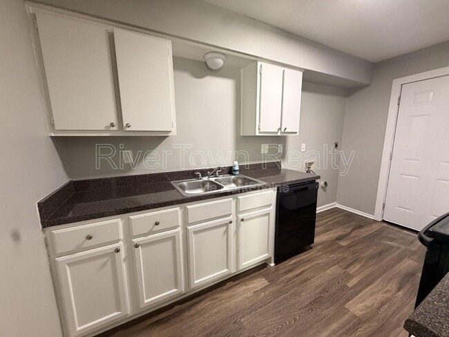 Photo - 691 Creekstone Cir
