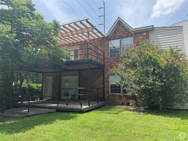 Building Photo - 1660 Castle Ct Rental