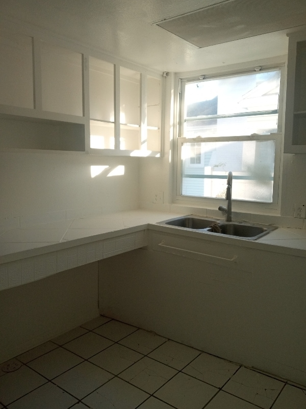 Photo - 602 26th St W Unidad A