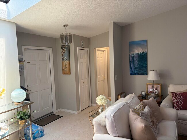Photo - 145 SE Fallon Dr