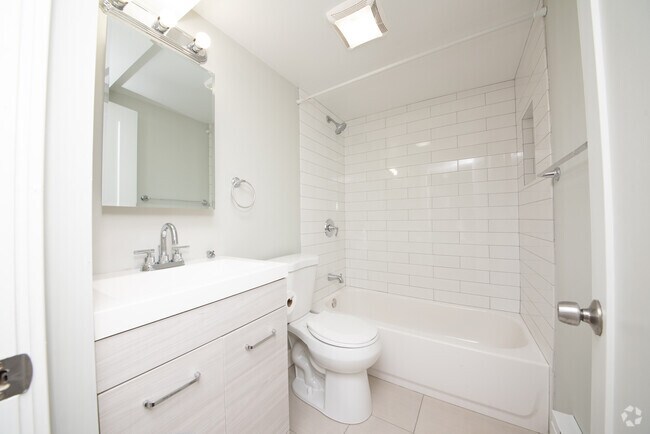 Building Photo - 1431 W Flournoy St Unit G Rental