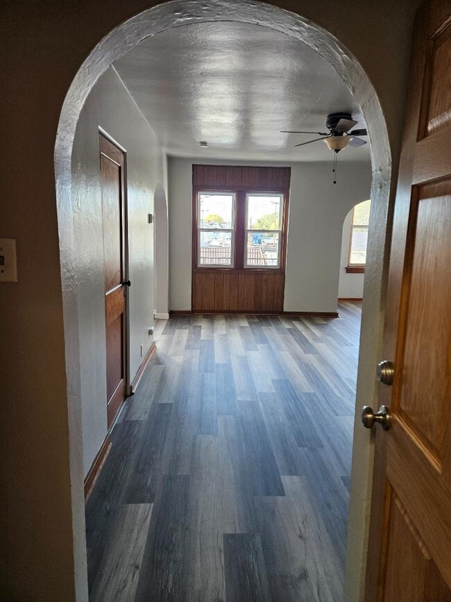 Photo - 1525 University Ave