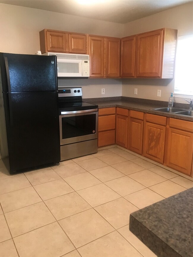 Photo - 2443 Precinct Line Rd