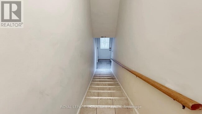 Photo - 61 Cameron St