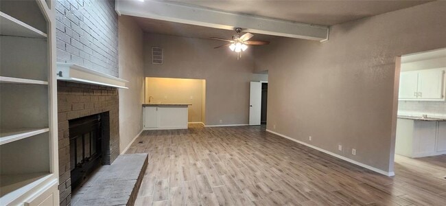 Photo - 2804 Fairfield Dr