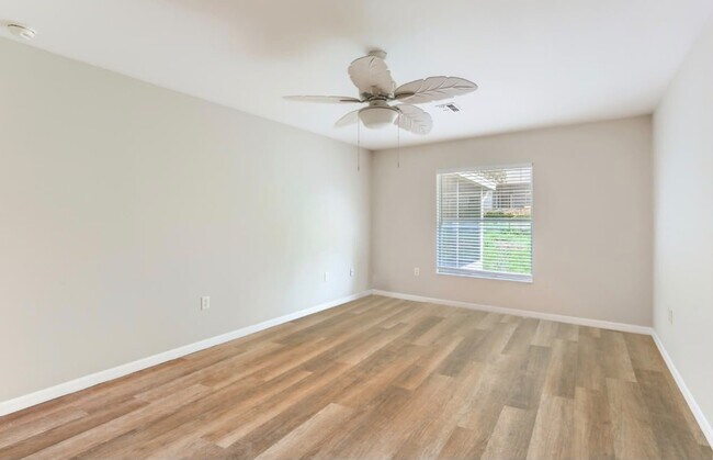5322 Berrien Ave