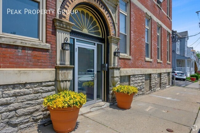 Building Photo - 1506 William Howard Taft Rd Unit 9 Rental