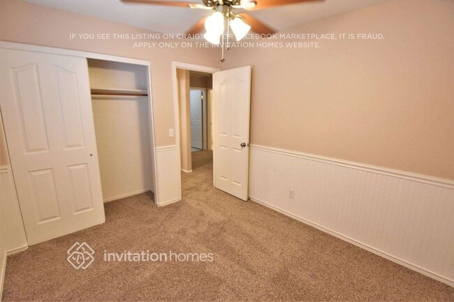 Photo - 8808 E Des Moines St