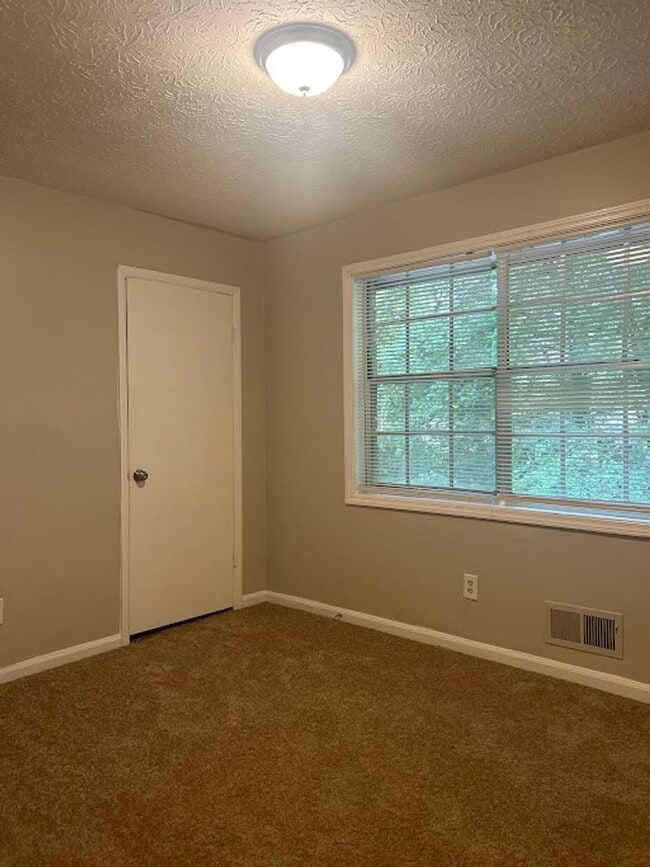 Photo - 1015 Cedar Ave Unidad 2