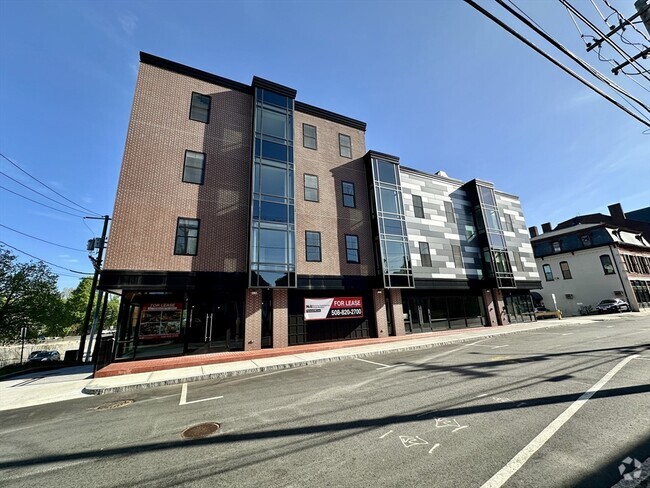 Building Photo - 21 Summer St Unit 401 Rental