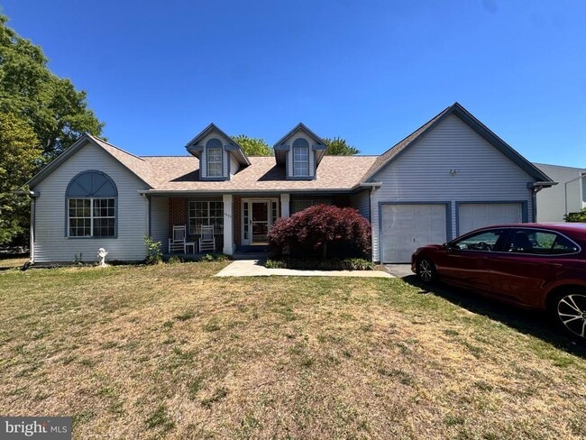 Building Photo - 5420 Hazel Ct