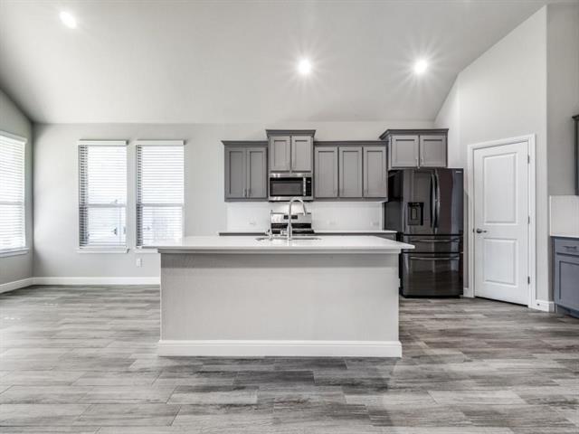 1316 Millerbird Wy