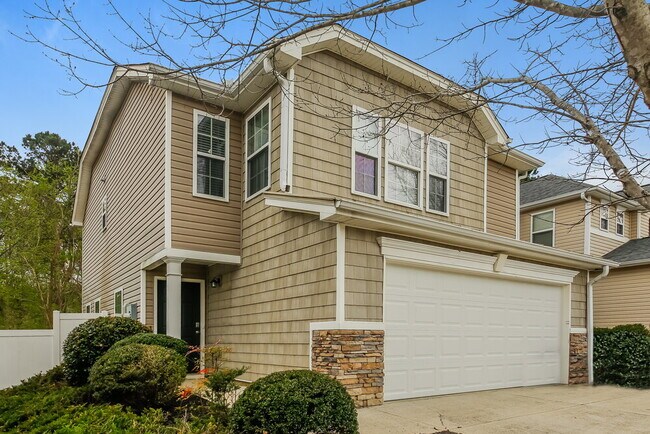 Photo - 203 Silver Spring St
