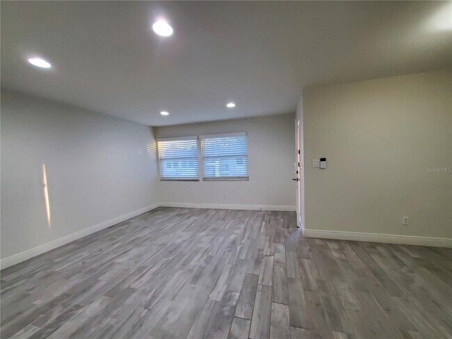 3107 W Horatio St Unit B22