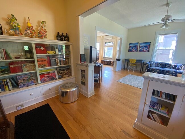 Photo - 1217 Monroe St NE Unit Sunny Parkside Duplex in NE Arts District