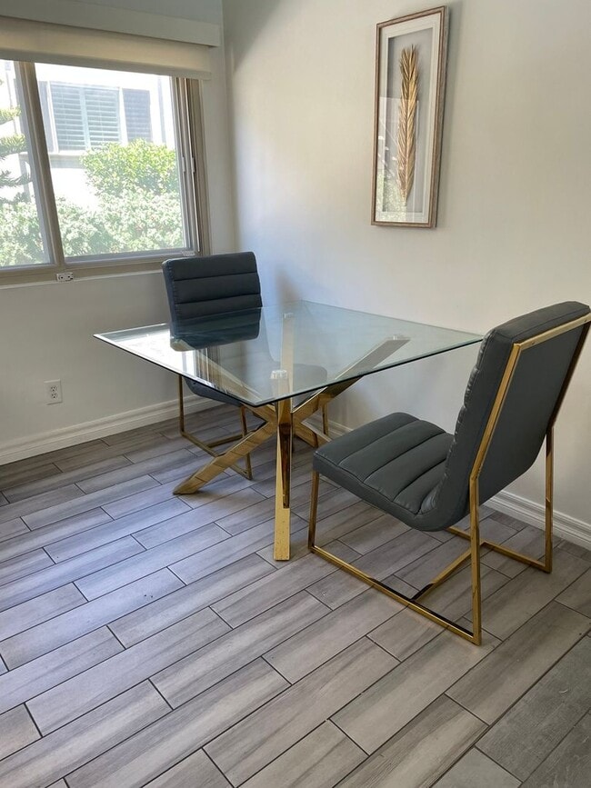 Photo - 8650 Belford Ave