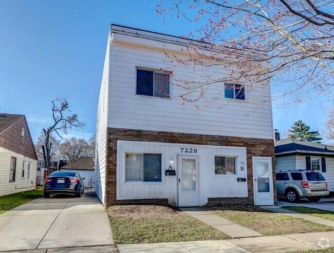 Building Photo - 7228 Chalmers Ave Rental