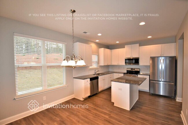 Photo - 1390 Ethans Way