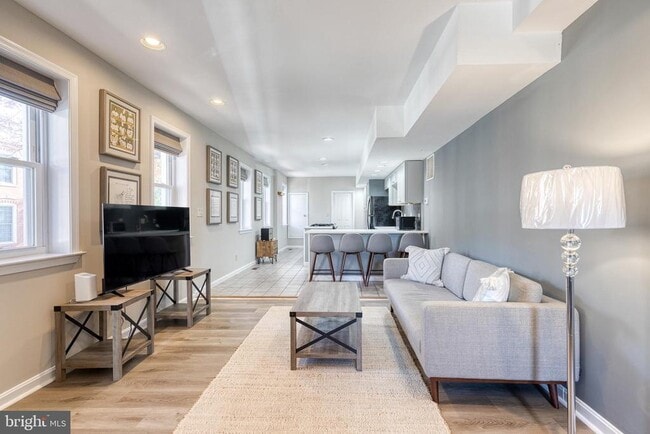 Photo - 447 Gittings St