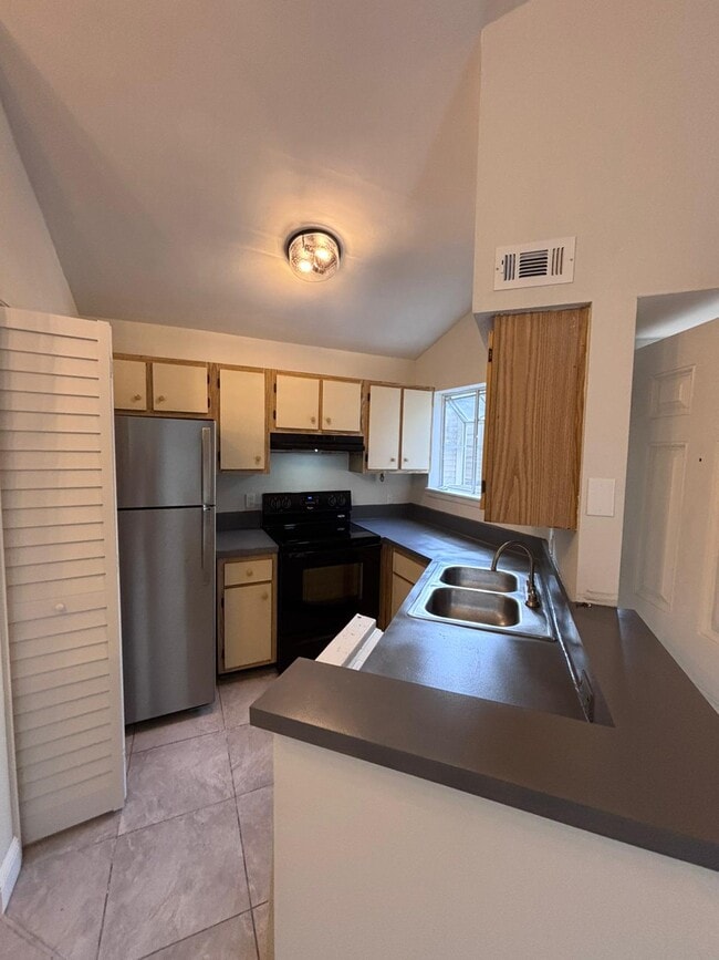 Photo - 1964 Lake Atriums Cir