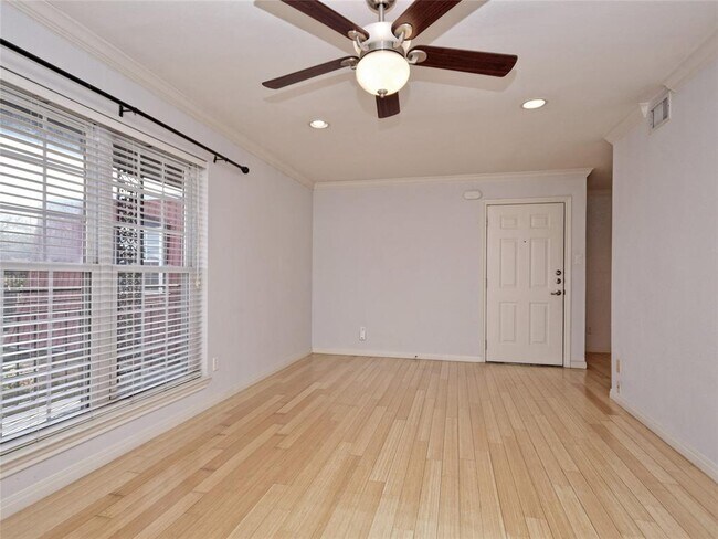 Photo - 900 S Lamar Blvd Unit 311
